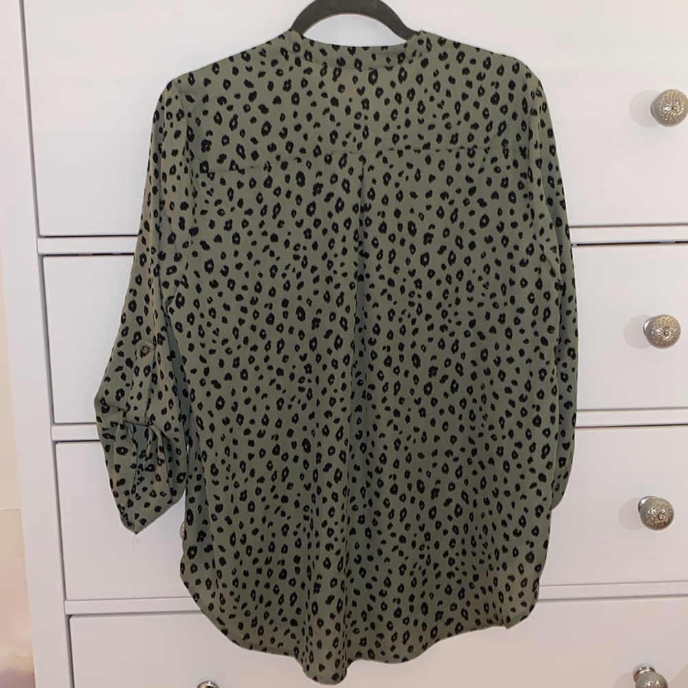 Cheetah blouse - Picture 3 of 3